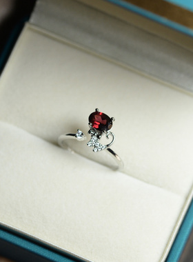 天然鸽血红色酒红色石榴石戒指