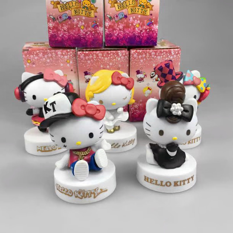 凯蒂猫KT40周年摆件汽车车内装饰品单蛋糕可爱公仔玩偶手办小模型