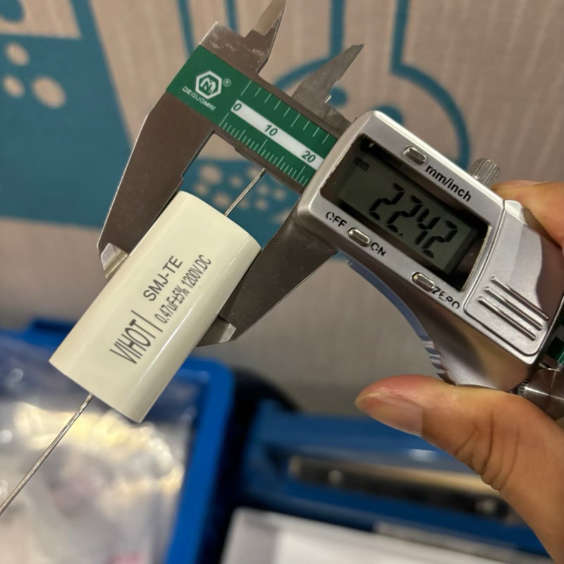VIHOT薄膜电容器1200V0.47UF  474J轴向无感/音箱分频聚丙烯