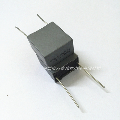 法拉MMKP82校正电容1000V153J 0.015UF  P15MM方块电容器P22.5
