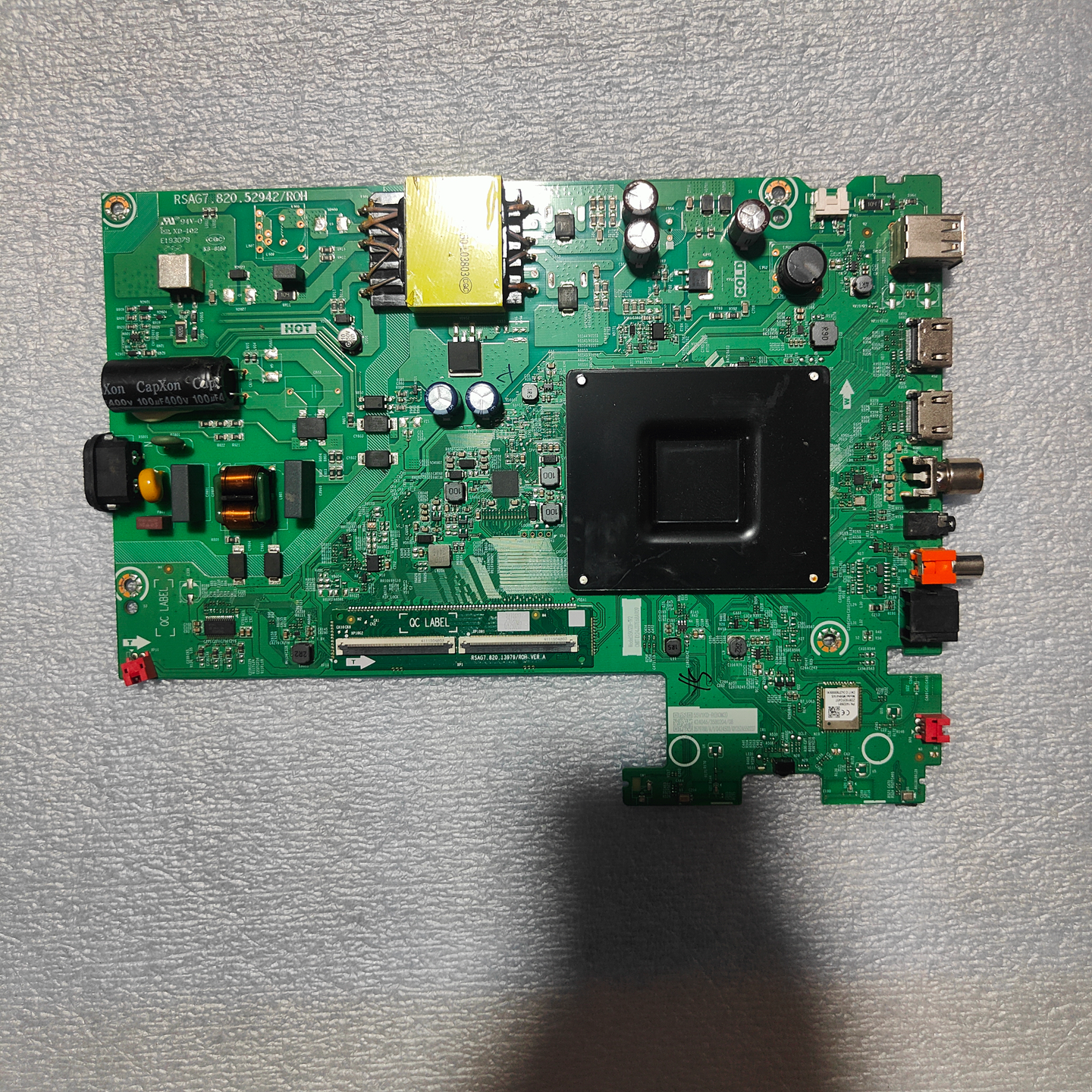 海信55V1KD-R(0003)424046主板RSAG7.820.52942屏HD550K1U73-T0F2