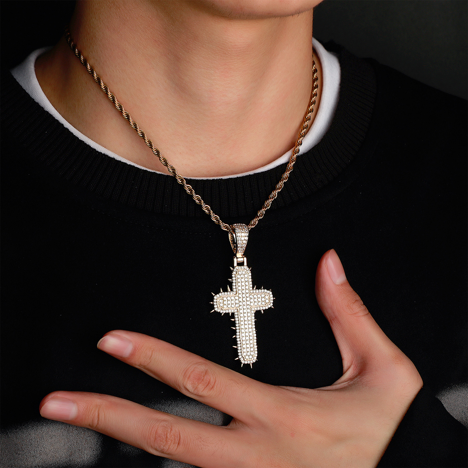 TOP芒刺仙人掌十字架吊坠国潮嘻哈项链男女时尚穿搭秋冬爆款