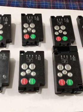 富士变频器面板TP-M2,带支架和不带支架价格不同，有需要的