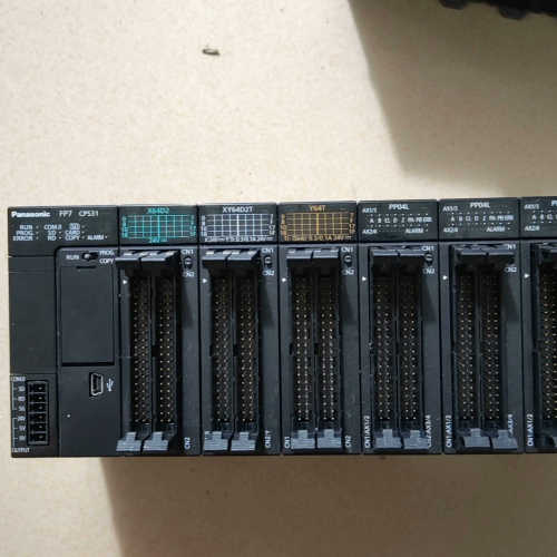 PLC型号：FP7 CPS31主机。扩展模块我就不描