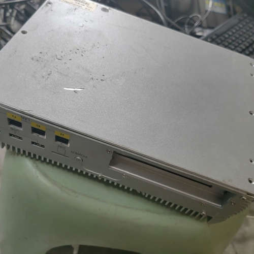 阿普奇工控机，型号:ABOX-700-XN