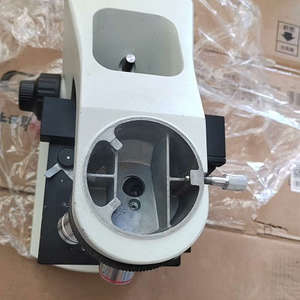 奥林巴斯CX21FS1显微镜，型号CX21，带4x和40x物