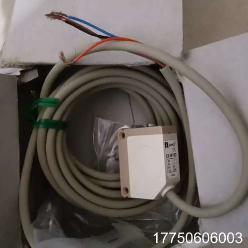 SUNX神视光电传感器 CX-M10D  1只，120