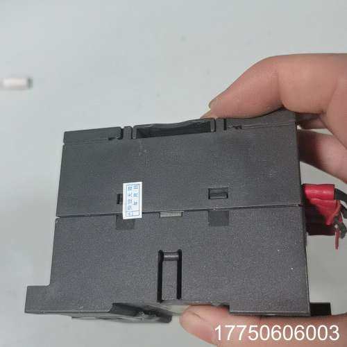 EM235 AI4/AO1模拟量模块，型号6ES7 2