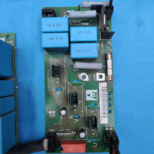 丹佛斯VLT6052 37KW输入滤波电源板175Z1227