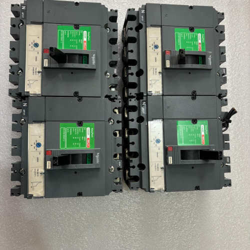 CVS250F塑壳断路器，4P200A/250A，