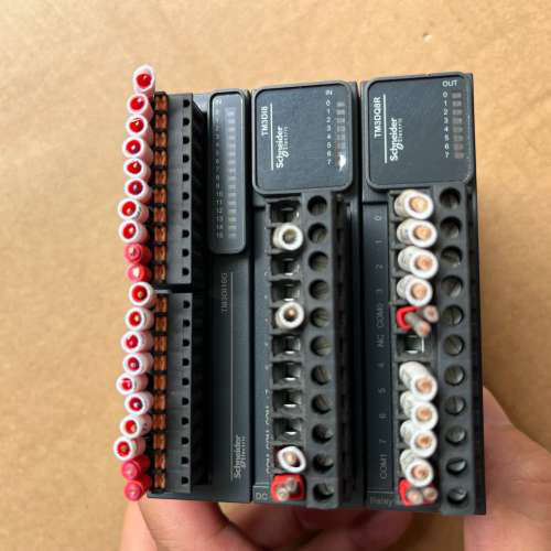 PLC模块 TM3D16G TM3DQ8R TM3DI