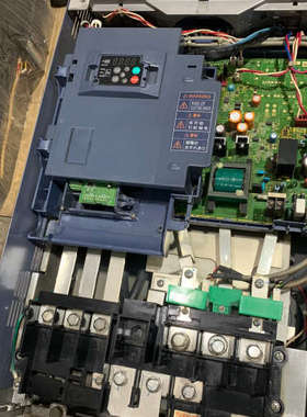 富士E2S变频器75KW，FRN0139E2S-4C，拍