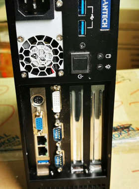 六代研华AIMC-3202小型工控机，i5 6500CPU，