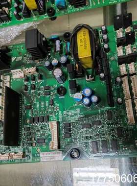 ETC710872安川变频器驱动板H1000 220KW/3