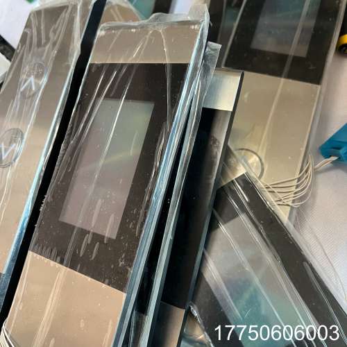 P366728b000g01，三菱液晶外呼。带外壳。有多