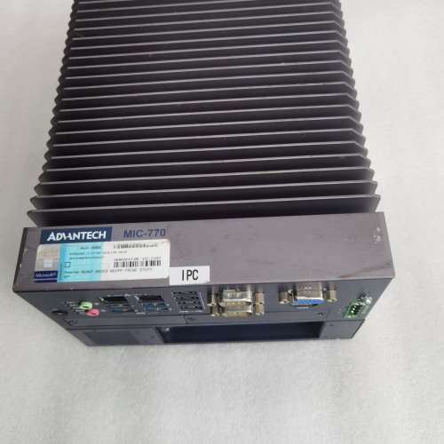 研华i5九代MIC-770嵌入式无风扇工控机，成色约9成新，