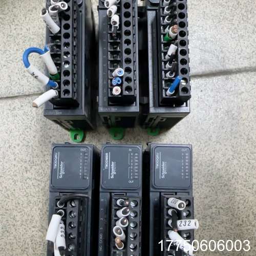 PLC模块TM3DM8R给8个TM3DQ8U/