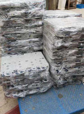 E94ASHE0024 8台伦茨伺服，LENZE 9400伺