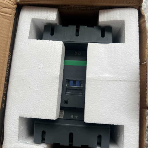 LC1D17000M7C交流触器AC 220V一