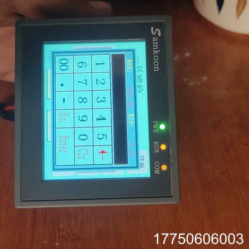 小触摸屏，SA一3.5A   屏膜刚揭了  屏幕无损坏，