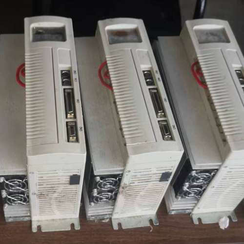 台湾东伺服驱动器，JSDA-75A3，功能正常无维