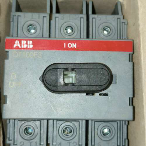 #空开隔离OT100F3  100A/3P
