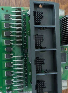 PLC模块，型号6ES7 331-7KF02-0AB0