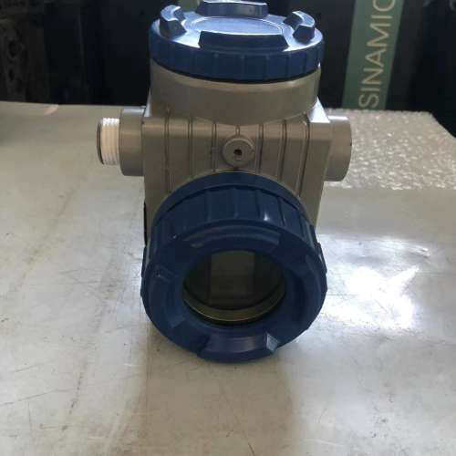 富士变送器FKCT33v4-LHCYY-AA，成色不错，