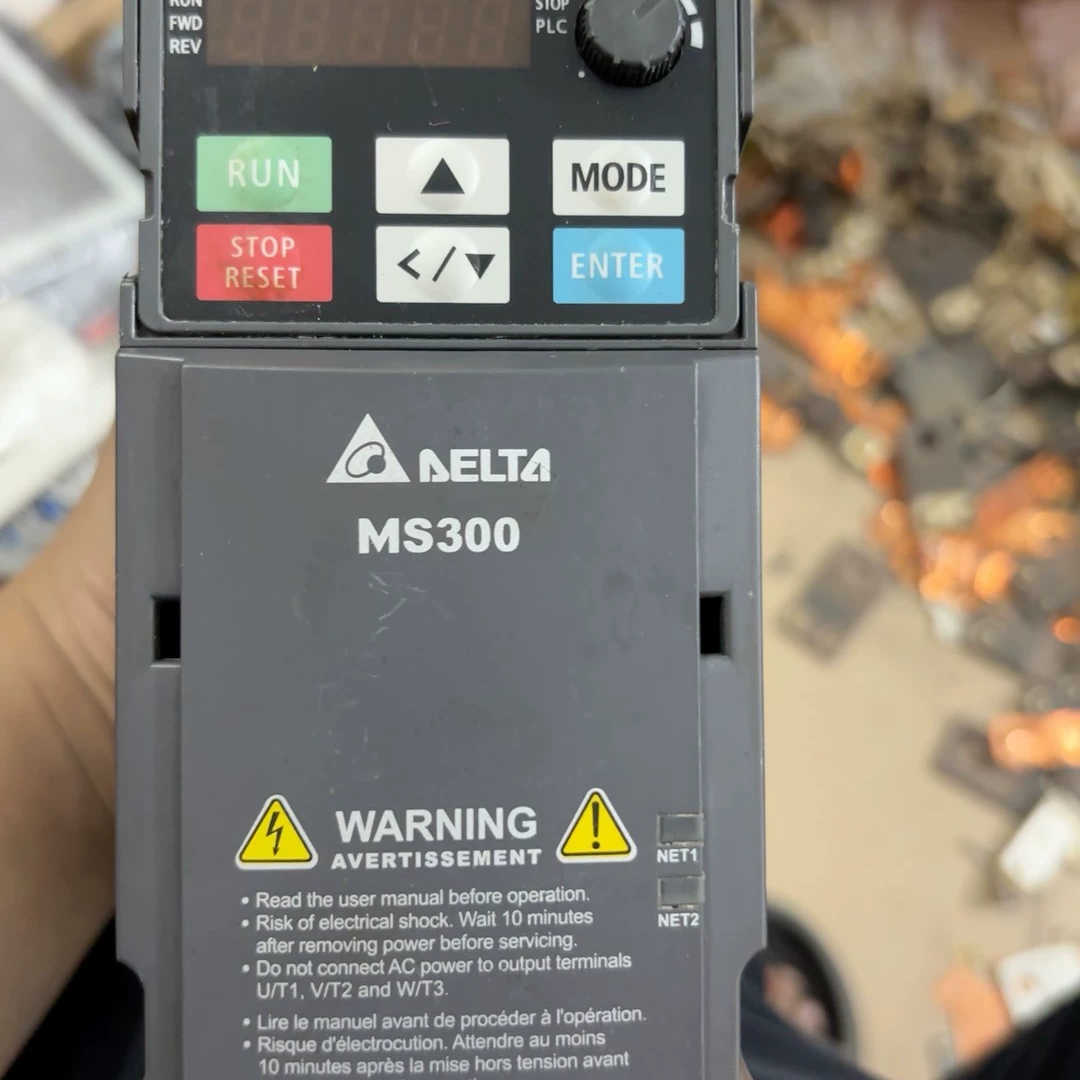 台达MS300变频器型号VFD4A2MS43ANSAA,三相