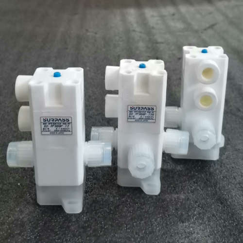 SURPASS隔膜阀SD-2P300P-T2R 三通阀