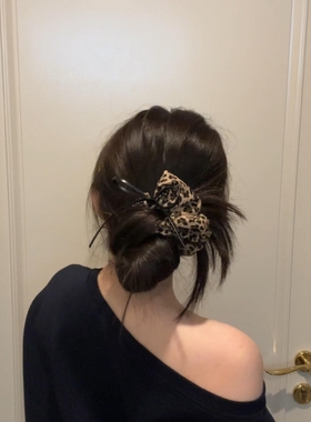 超显脸小的豹纹发圈~有古早风那味儿了！韩系复古大肠圈质感发绳