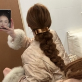 过年戴入财金丝绒双层蝴蝶结香蕉夹轻奢高级感简约发夹2026年新款