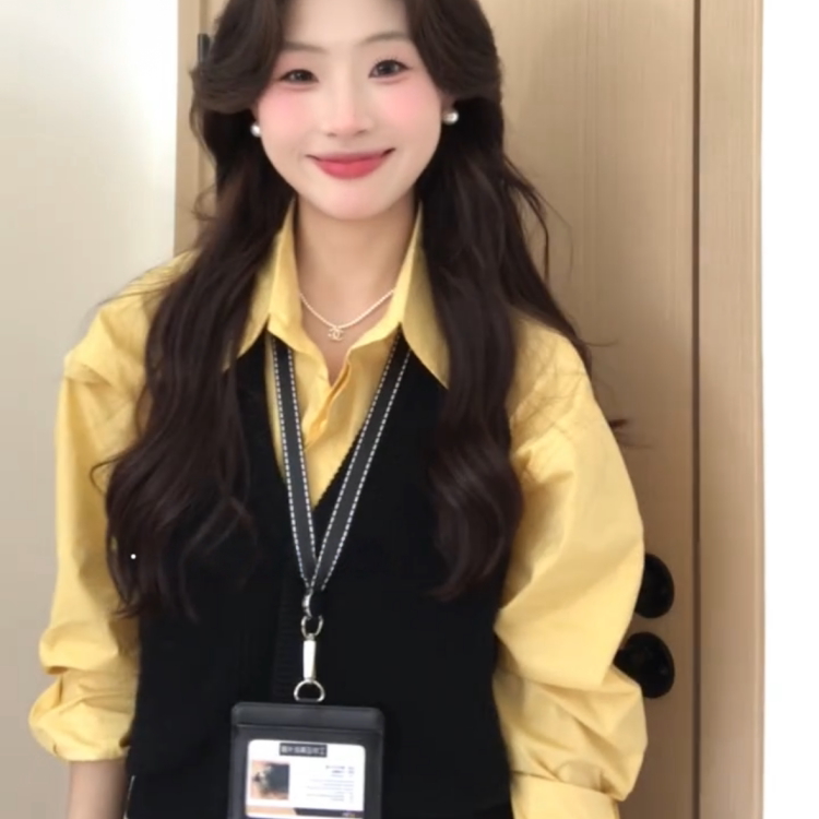 100%纯棉正肩黄色衬衫女内搭叠穿