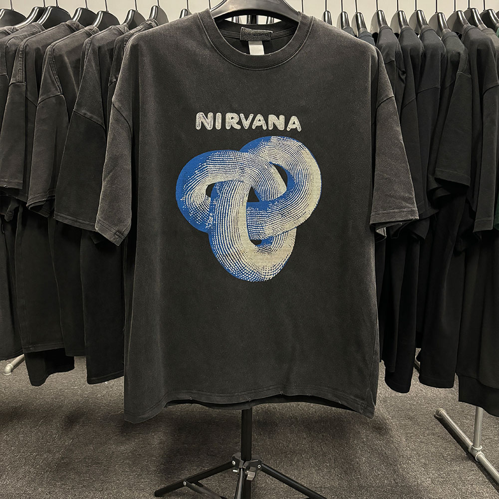 超脱乐队NIRVANA朋克摇滚街头穿搭宽松做旧感短袖重金属音乐节T恤