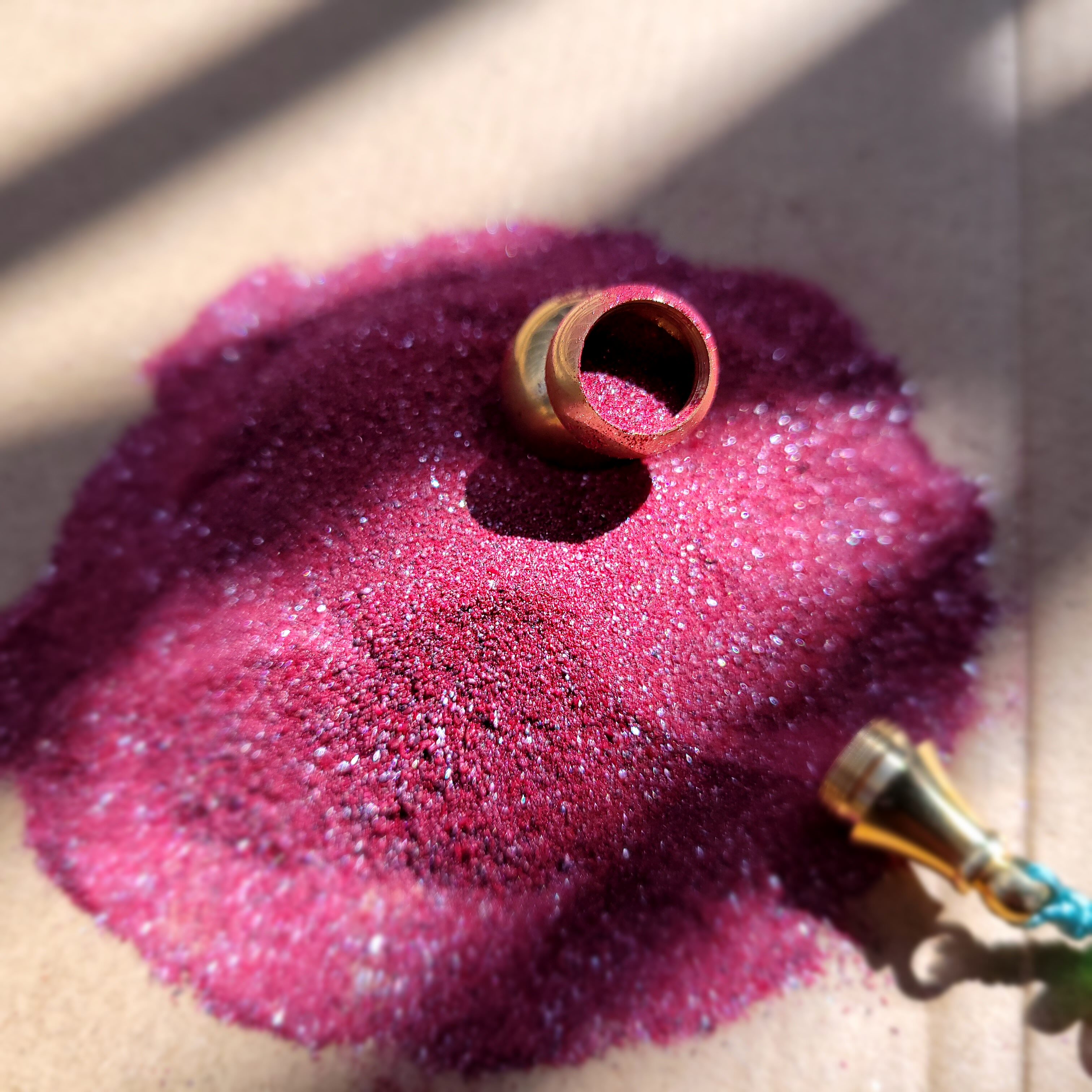 湘西朱砂天然原矿石粉特级晶体紫金砂儿童男挂件女铜葫芦吊坠情侣