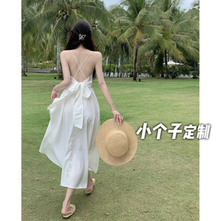 150小矮个子性感V领露背吊带连衣裙女夏度假沙滩裙收腰a字中长款