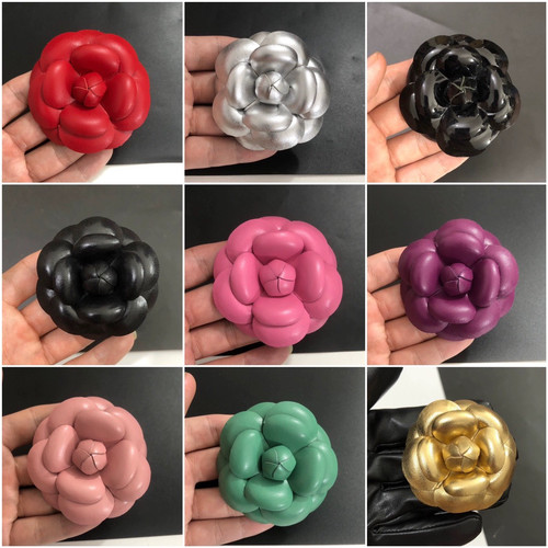 全6.1cm王一博类型同款金色皮面山茶花高端定型胸花小香花加胸针