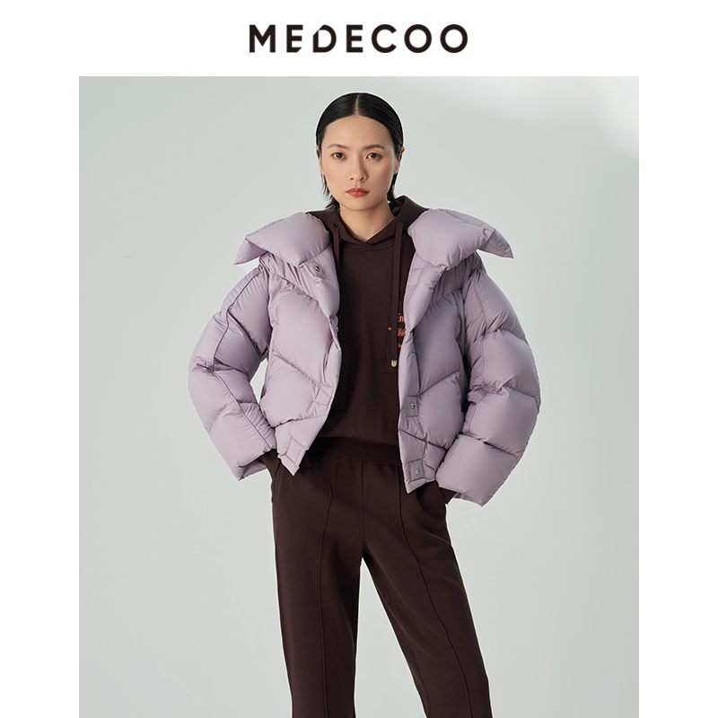 墨蒂珂截短式翻领白鹅绒羽绒服