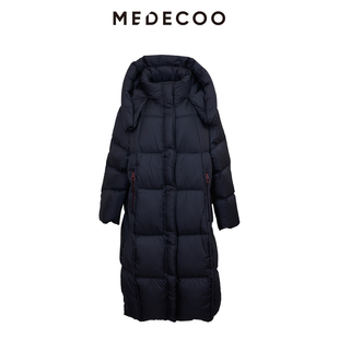 MEDECOO/墨蒂珂2025冬季新品连帽立领蓬感长款羽绒服90白鸭绒外套