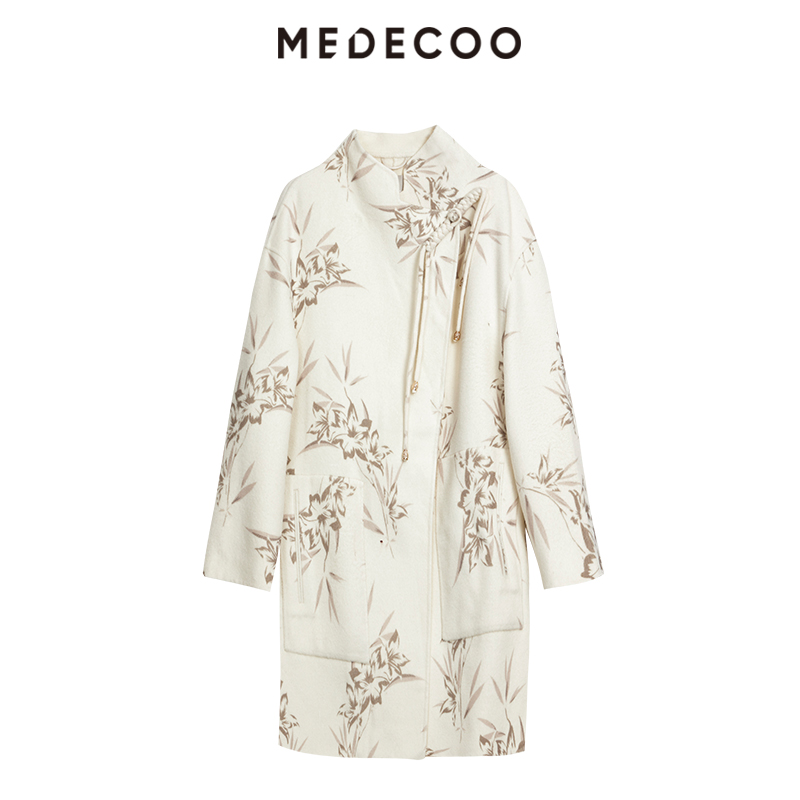 墨蒂珂羊毛呢中长款印花盘扣大衣