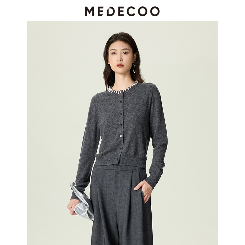 羊毛羊绒钉珠时尚圆领针织衫