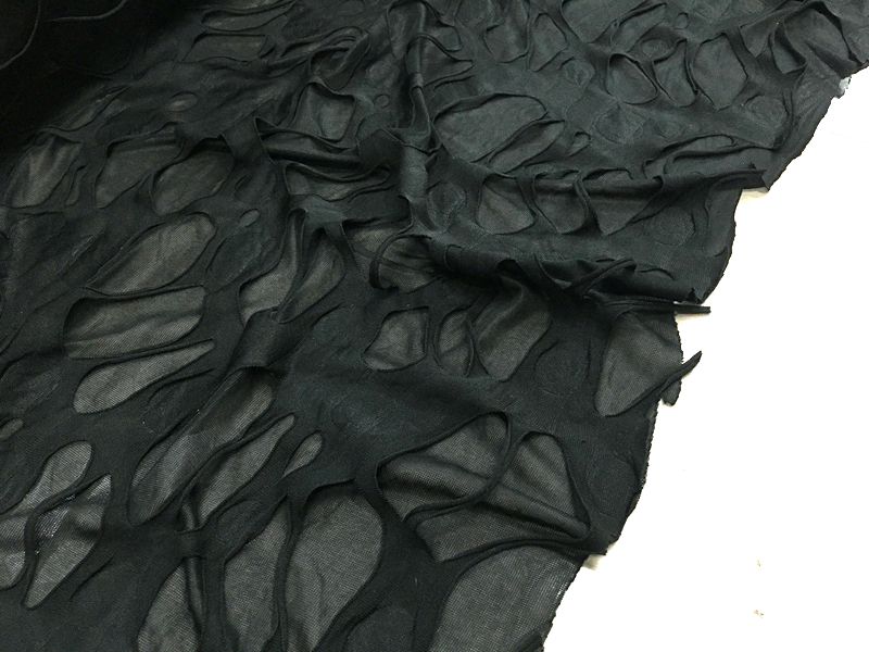 纯黑色纯色大破洞镂空图案针织时装面料 春夏 连衣裙 服饰 布料