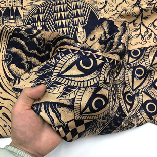 艺术卡其色欧美抽象画图案提花时装面料 春季 柔软 垂坠 服饰布料