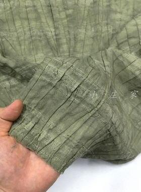 抹茶绿色扎染风格褶皱条纹图案棉麻面料 春夏 柔软 垂坠 服饰布料