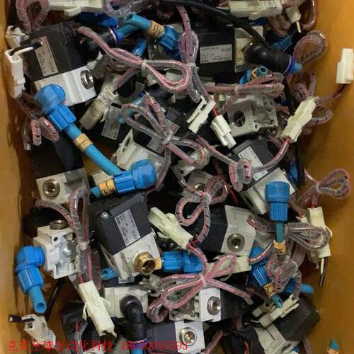 SMC电磁阀VT307K-5G1-02,成色如图,实物拍摄,