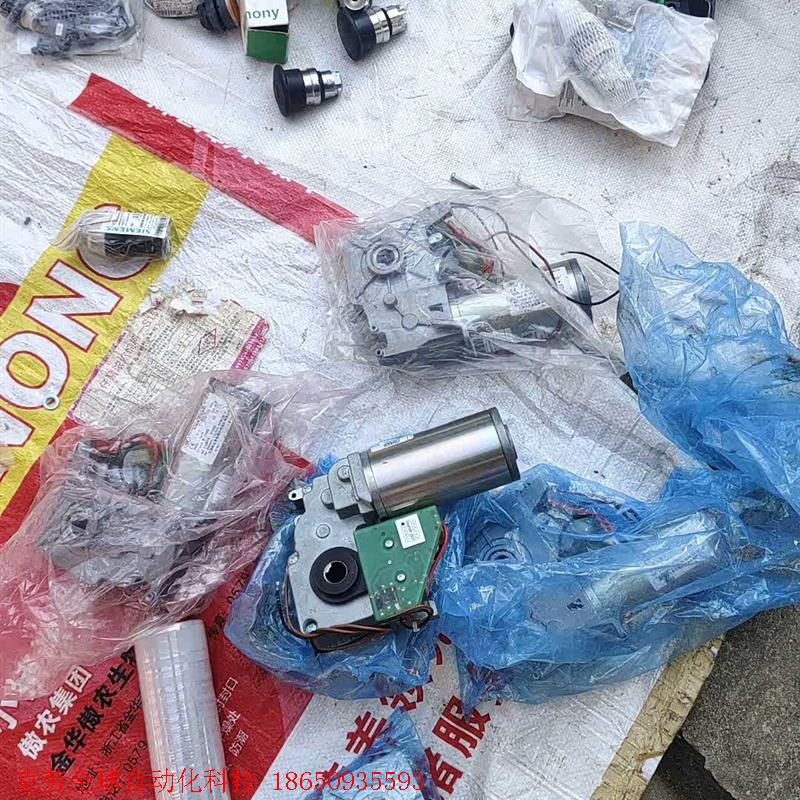 厂里处理的全新的3WL9111-0AF04-0AA0框架断路