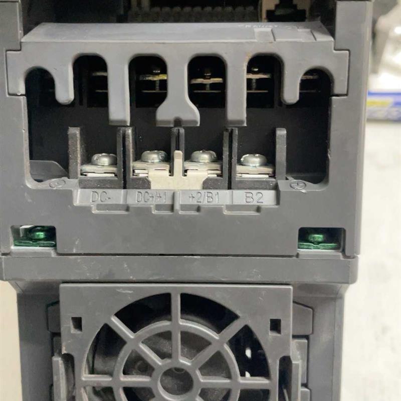 台达MS300系列    VFD9A0MS43ANSAA