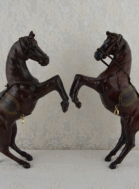 西洋收藏品 个人艺术家手工制作皮制骏马 欧式中古桌面装饰摆件