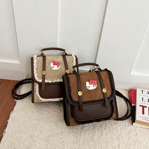 可爱HelloKitty学院风女双肩包