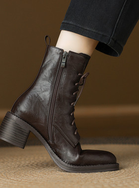 ladyblack粗高跟秋冬显瘦复古短靴女侧拉链系带大码33马丁靴41-43